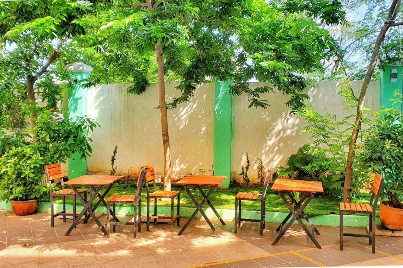 Rita Hotel Vung Tau Exterior photo